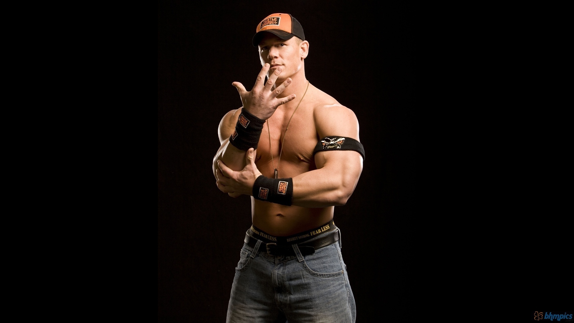 john cena fondo de pantalla para iphone,descalzo,cofre,carrocero,en pie,abdomen