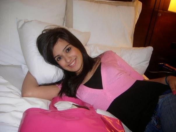 randi wallpaper,pillow,leg,black hair,bedding,mouth