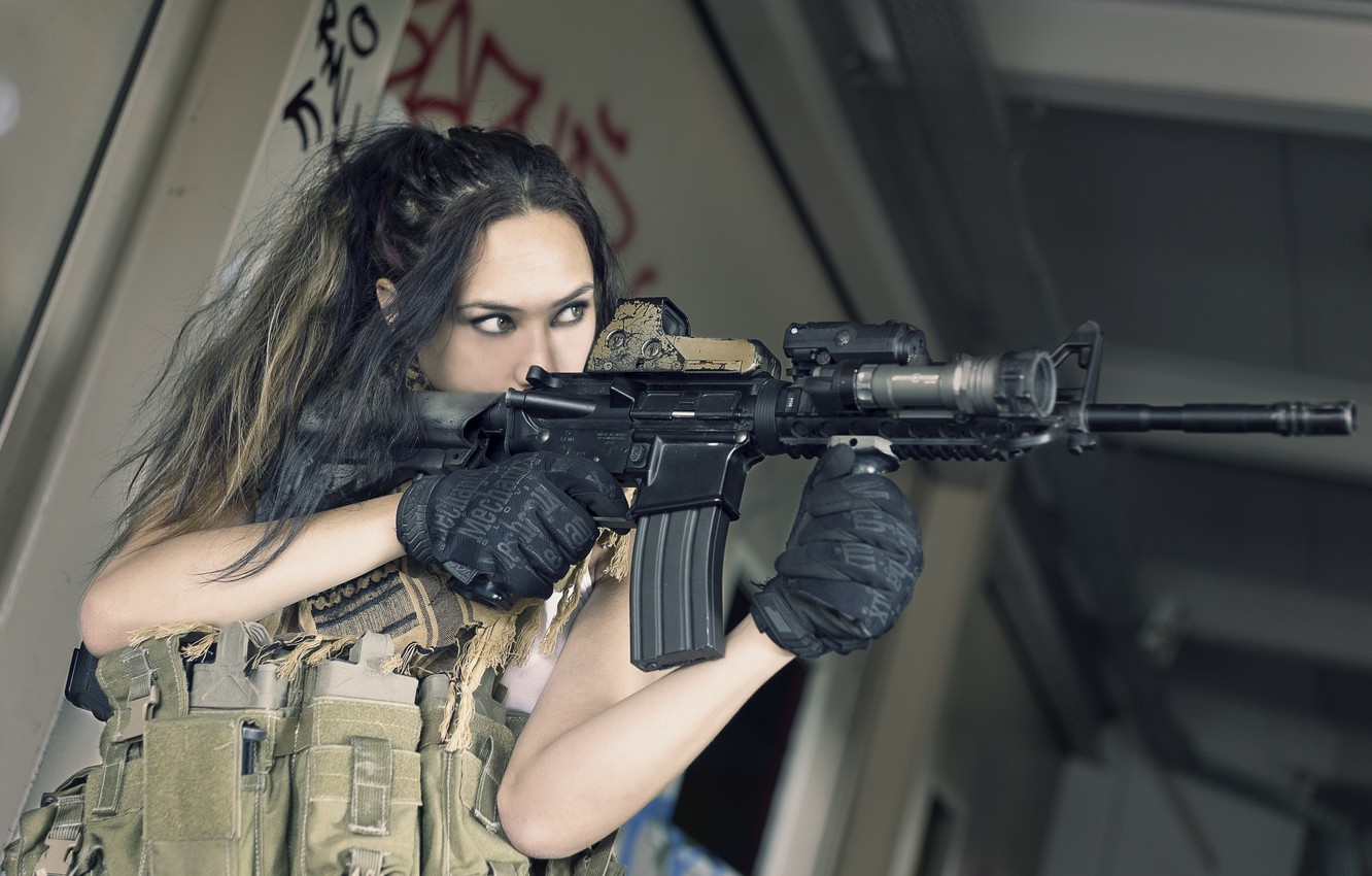fondo de pantalla de chicas y armas,pistola,arma de fuego,fusil de asalto,airsoft,pistola de aire comprimido