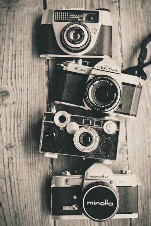 vintage kamera wallpaper,kamera,fotografieren,kamera zeigen und schießen,linse,sofortbildkamera