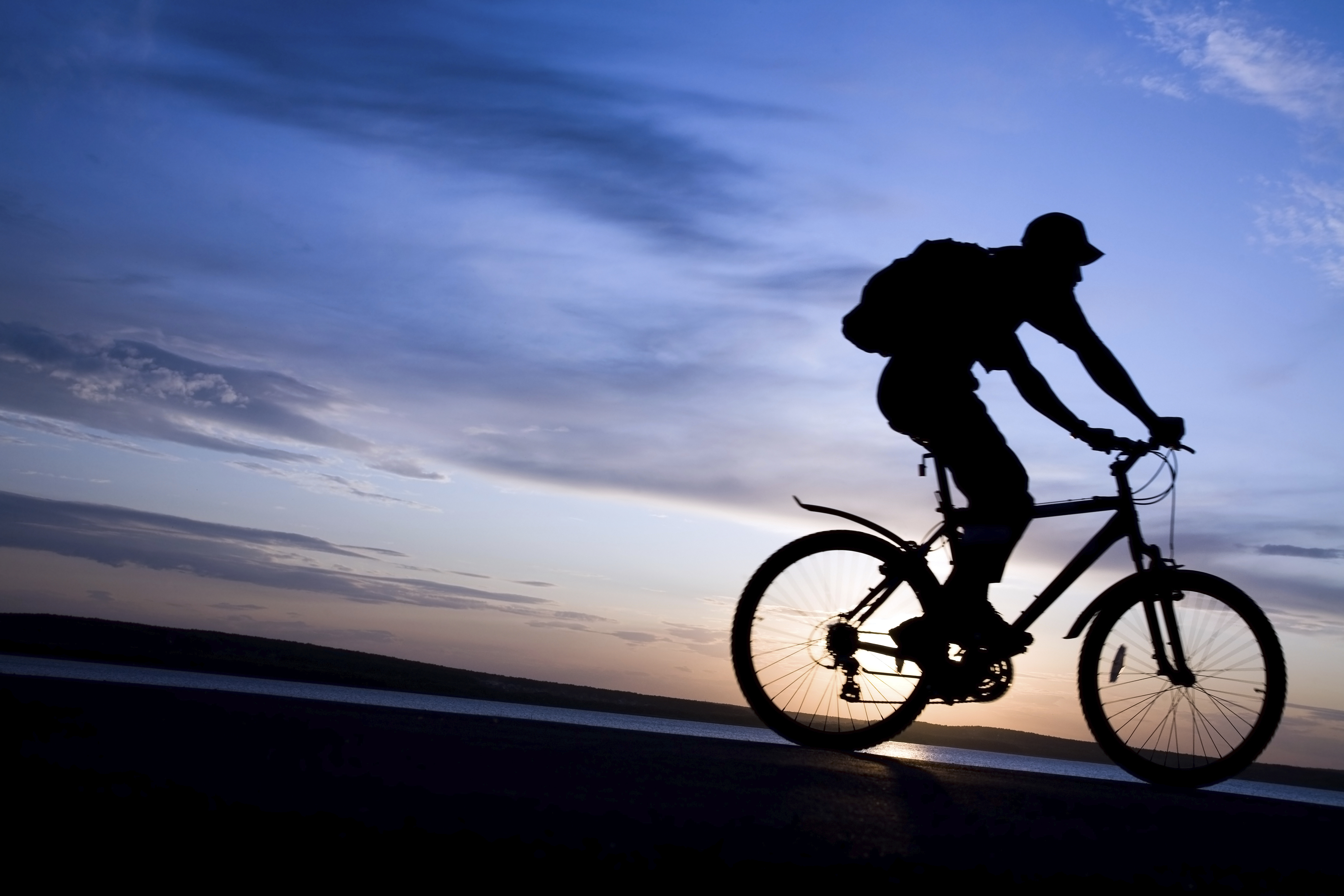 fahrradfahrer wallpaper,radfahren,fahrrad,himmel,fahrzeug,erholung im freien