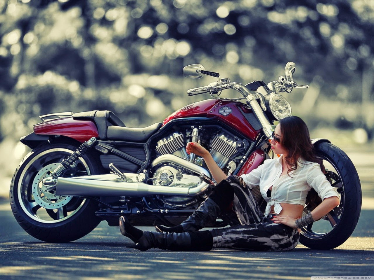 オートバイの女の子の壁紙,陸上車両,オートバイ,車両,自動車,クルーザー