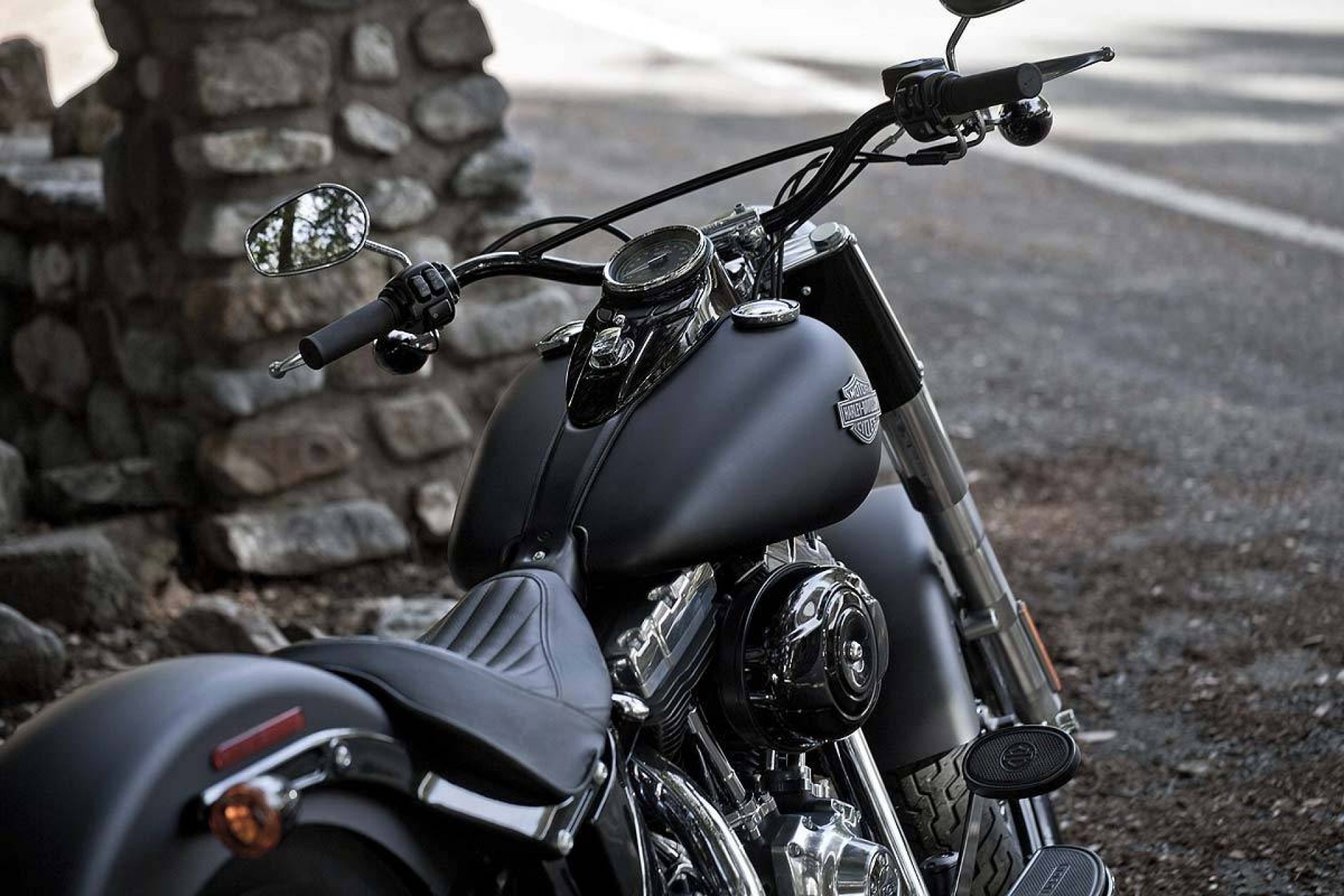 free harley davidson wallpaper,land vehicle,vehicle,motorcycle,motor vehicle,motorcycle accessories