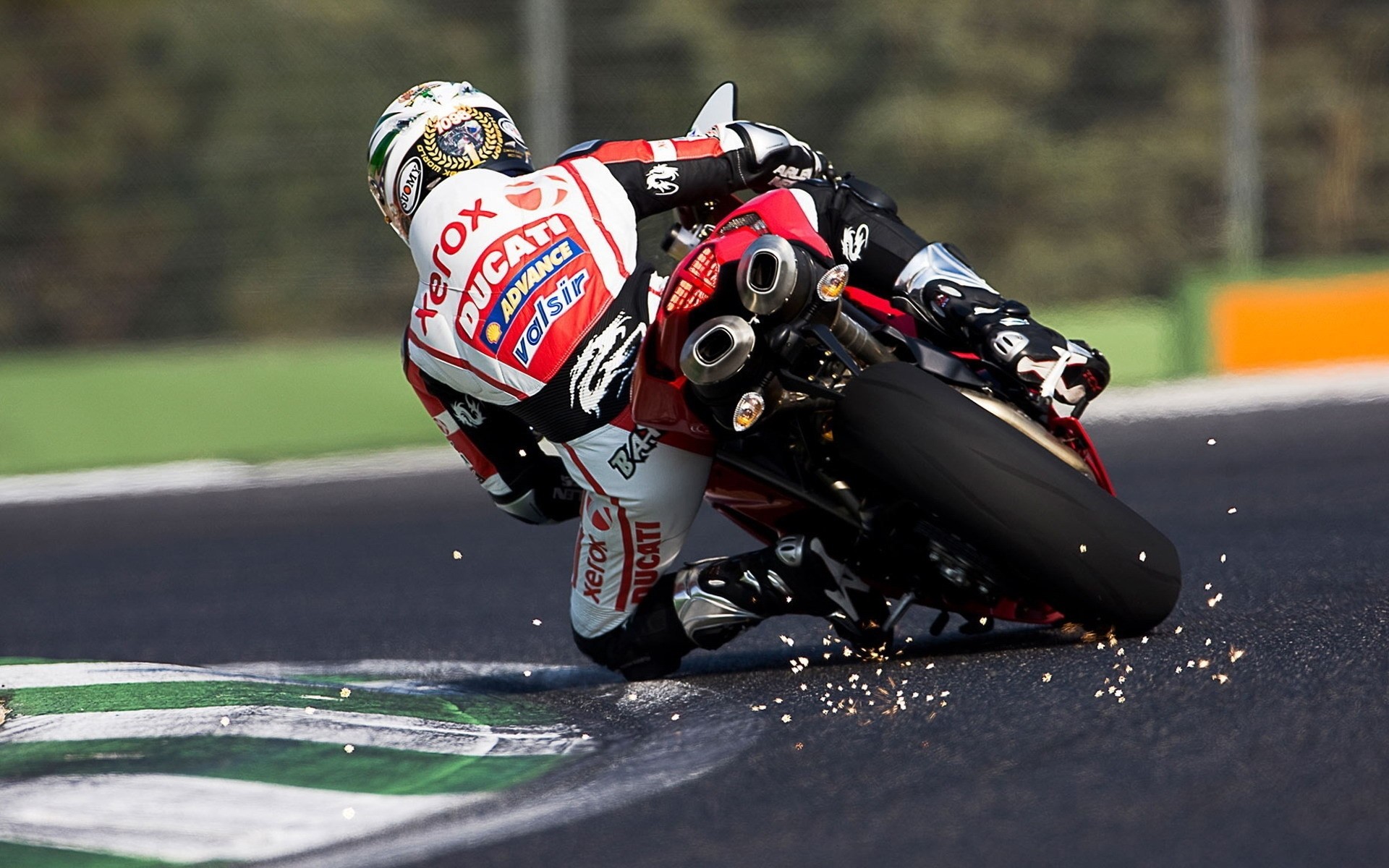 sfondi moto,gli sport,da corsa,corse su strada,corse di superbike,gran premio di motociclismo