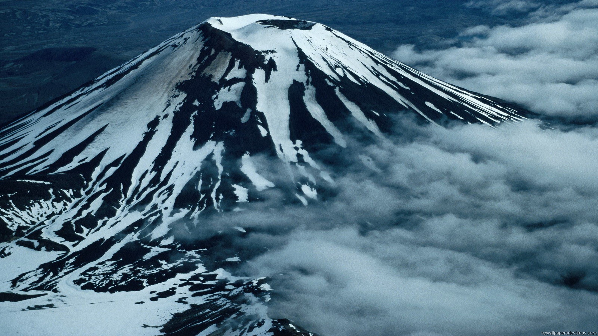 new video wallpaper,mountainous landforms,stratovolcano,mountain,geological phenomenon,volcanic landform