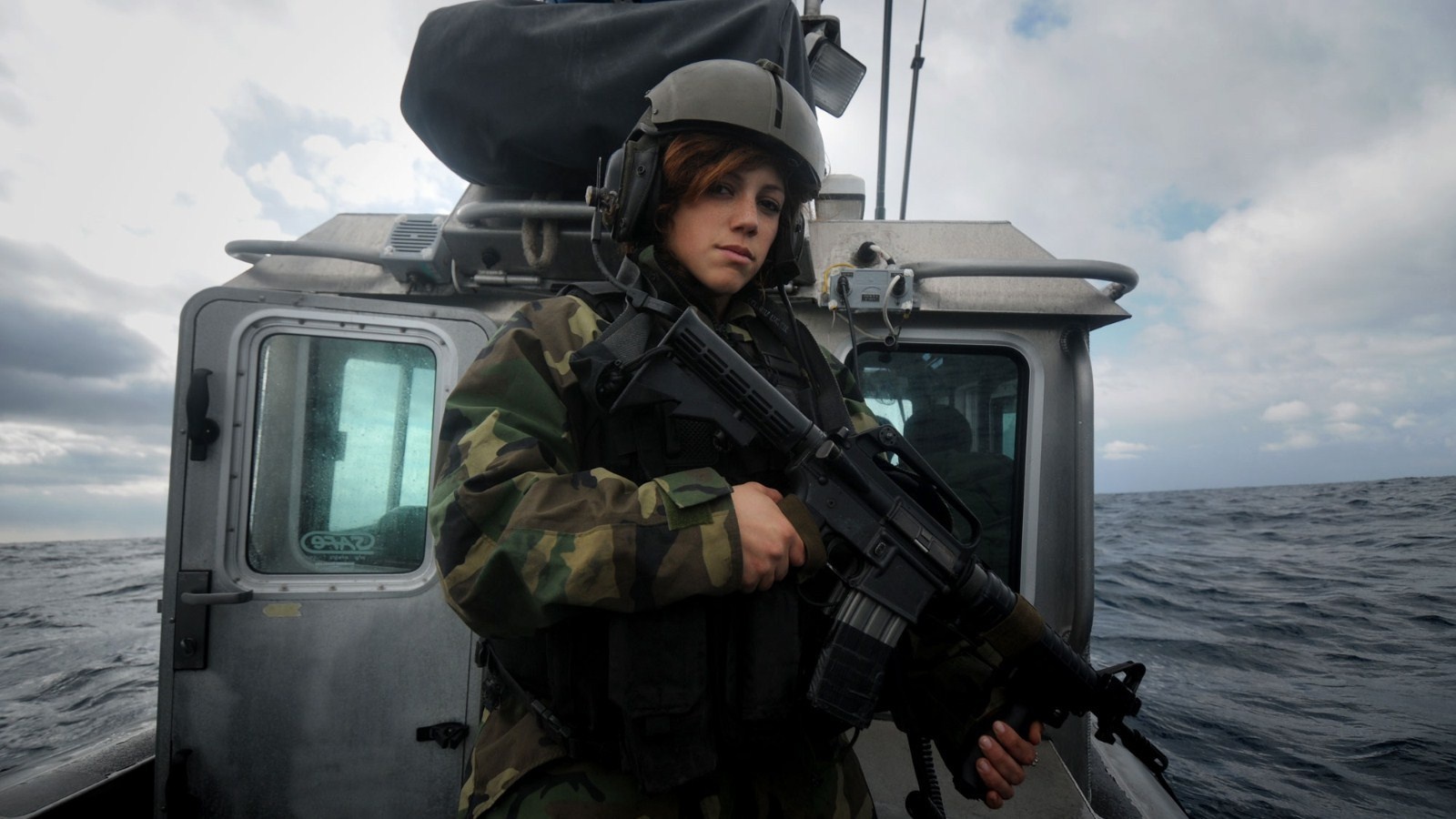 fond d'écran fille de l'armée,soldat,militaire,armée,marines,uniforme militaire