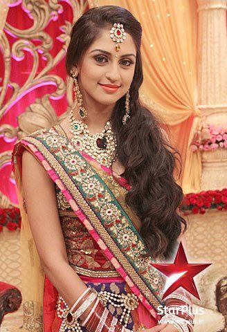star plus tv serial attrice wallpaper,rosa,sari,beige,acconciatura,servizio fotografico