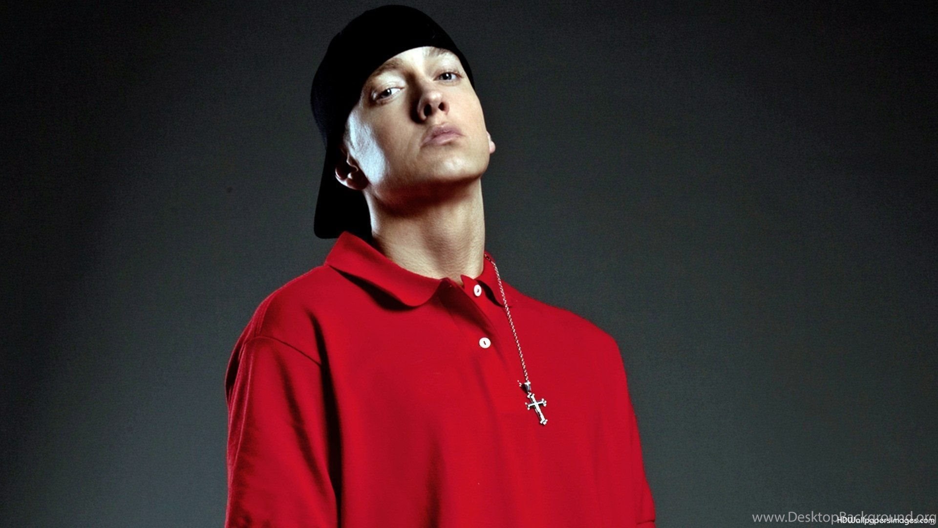 eminem fondos de pantalla android,rojo,ropa de calle,capucha,sombrerería,fotografía