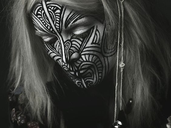 maori wallpaper,black and white,darkness,monochrome photography,eye,monochrome