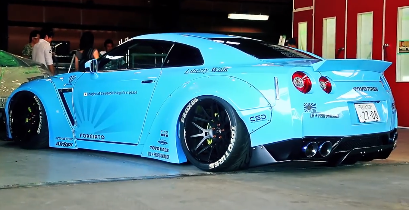 fond d'écran liberty walk gtr,véhicule terrestre,véhicule,voiture,véhicule à moteur,voiture de sport