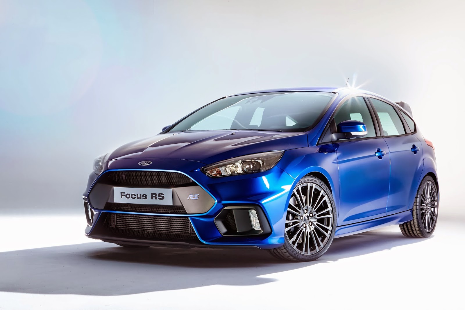 ford focus rs wallpaper,land vehicle,vehicle,car,automotive design,motor vehicle