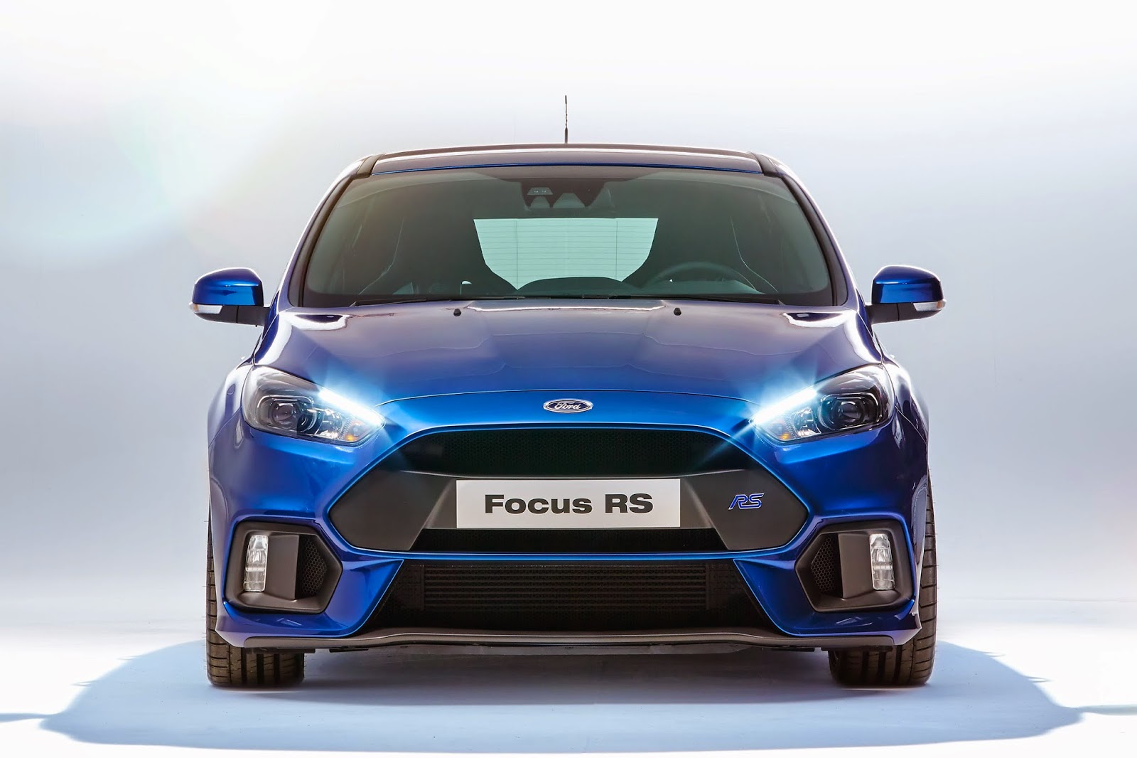 ford focus rs wallpaper,land vehicle,vehicle,car,motor vehicle,automotive design