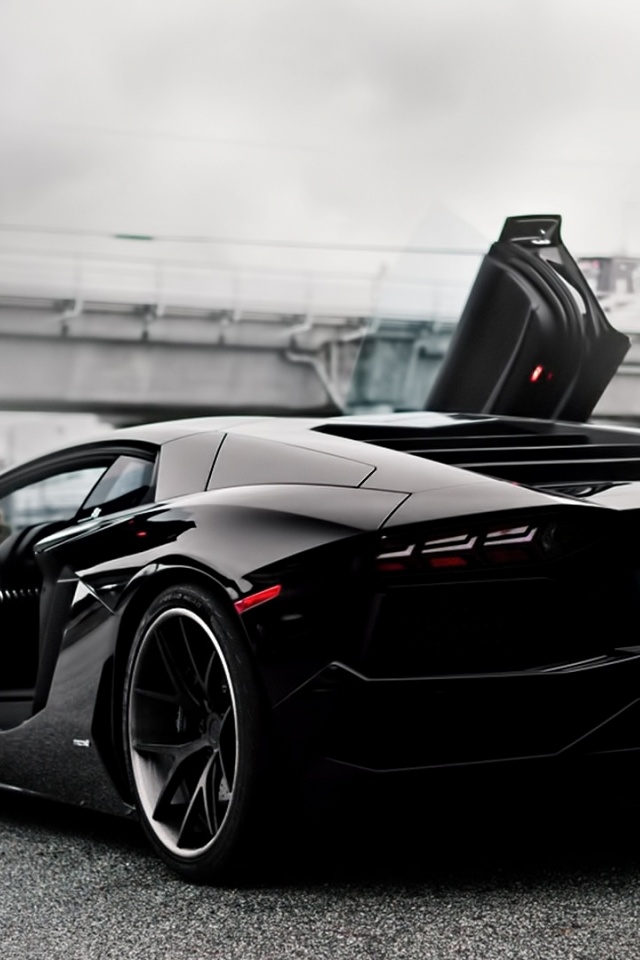 lamborghini aventador iphone wallpaper,land vehicle,vehicle,car,automotive design,supercar