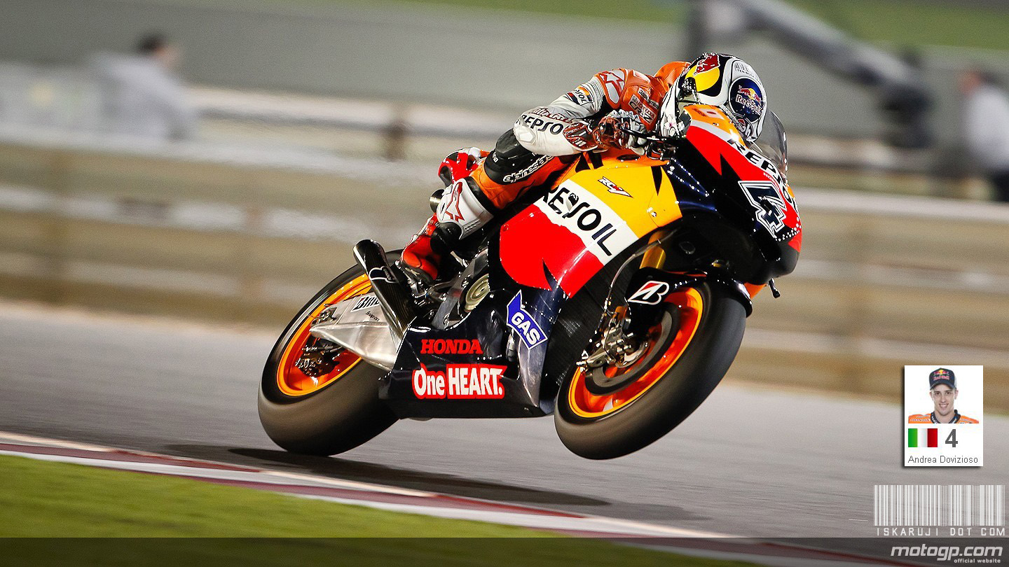 wallpaper motogp keren,grand prix motorcycle racing,sports,racing,superbike racing,road racing