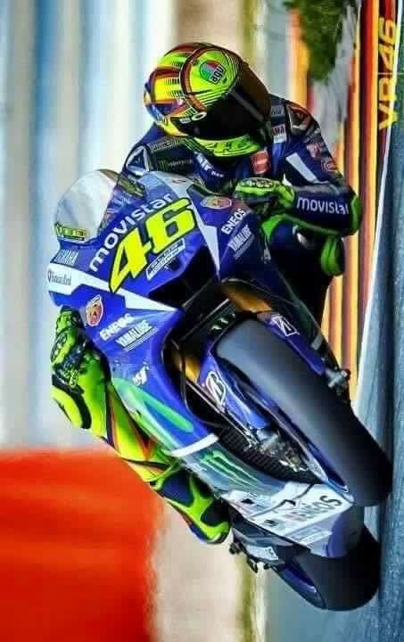 rossi wallpaper iphone,helm,persönliche schutzausrüstung,motorradrennen,fahrzeug,rennen