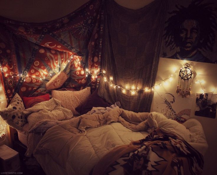 tumblr room wallpaper,bedroom,bed,lighting,room,lighting accessory