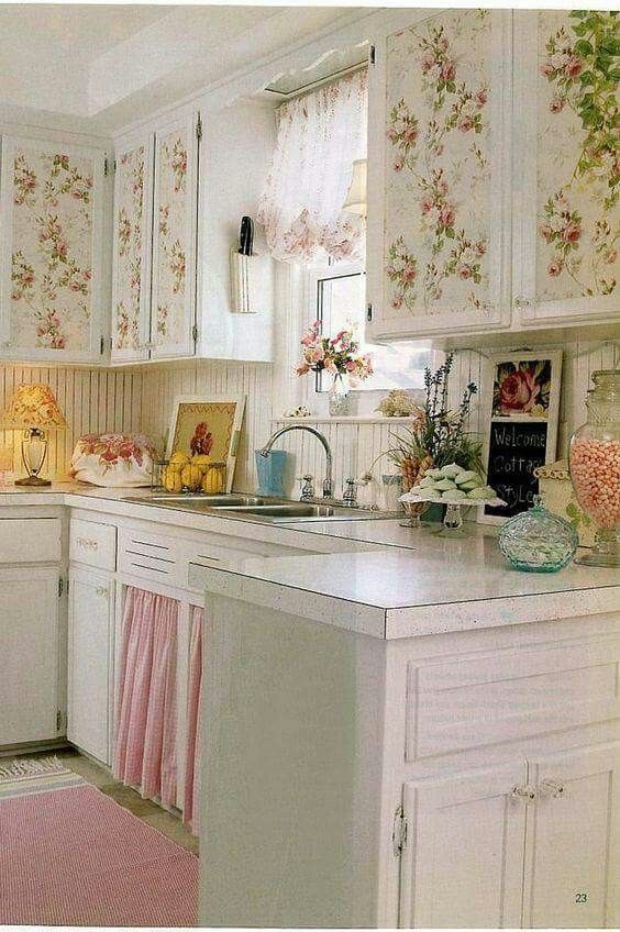 papel pintado de la cocina del país francés,mueble,habitación,cocina,gabinetes,propiedad