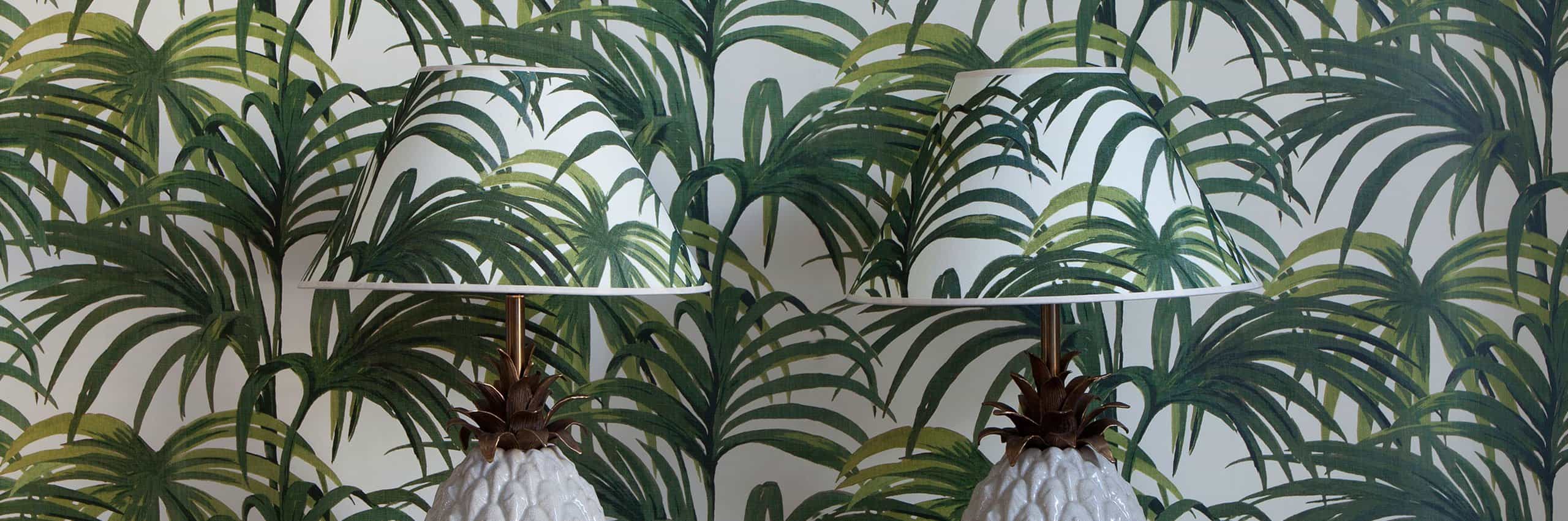 jungle wallpaper uk,plant,houseplant,terrestrial plant,flower,flowering plant