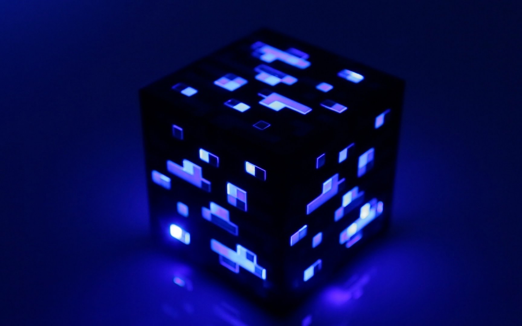 fond d'écran minecraft diamant,bleu cobalt,bleu,jeux,lumière,dé