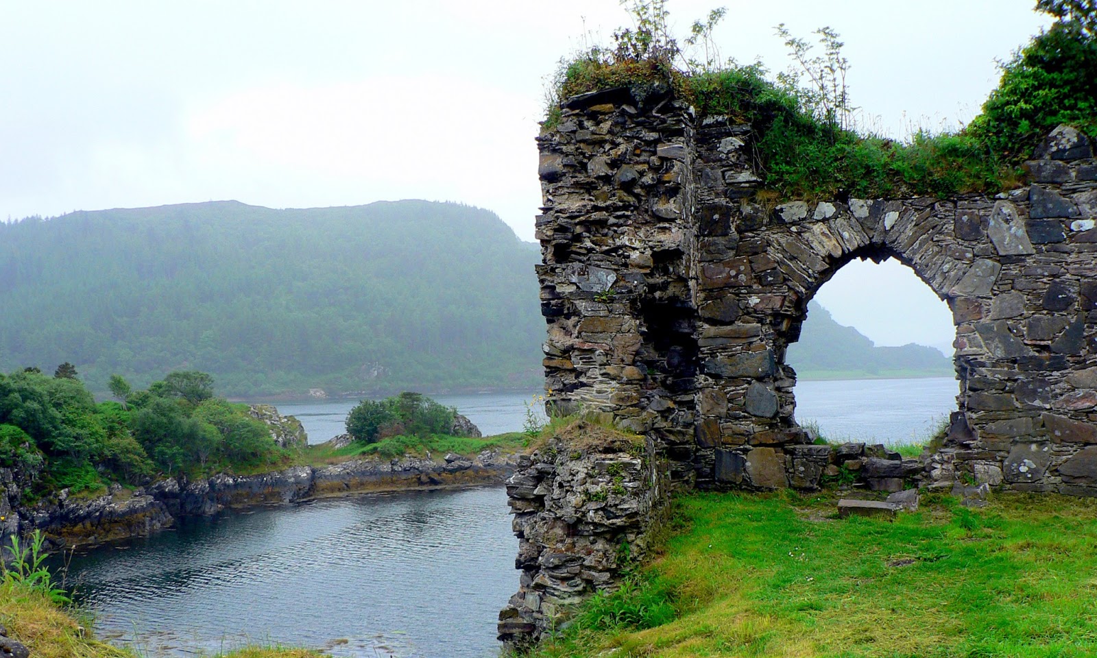 scotland iphone wallpaper,humpback bridge,arch bridge,bridge,ruins,devil's bridge