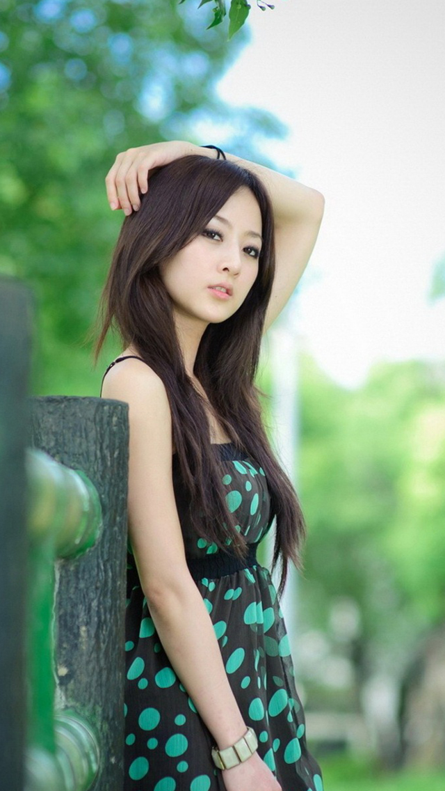 hot asian wallpaper,hair,clothing,green,beauty,long hair