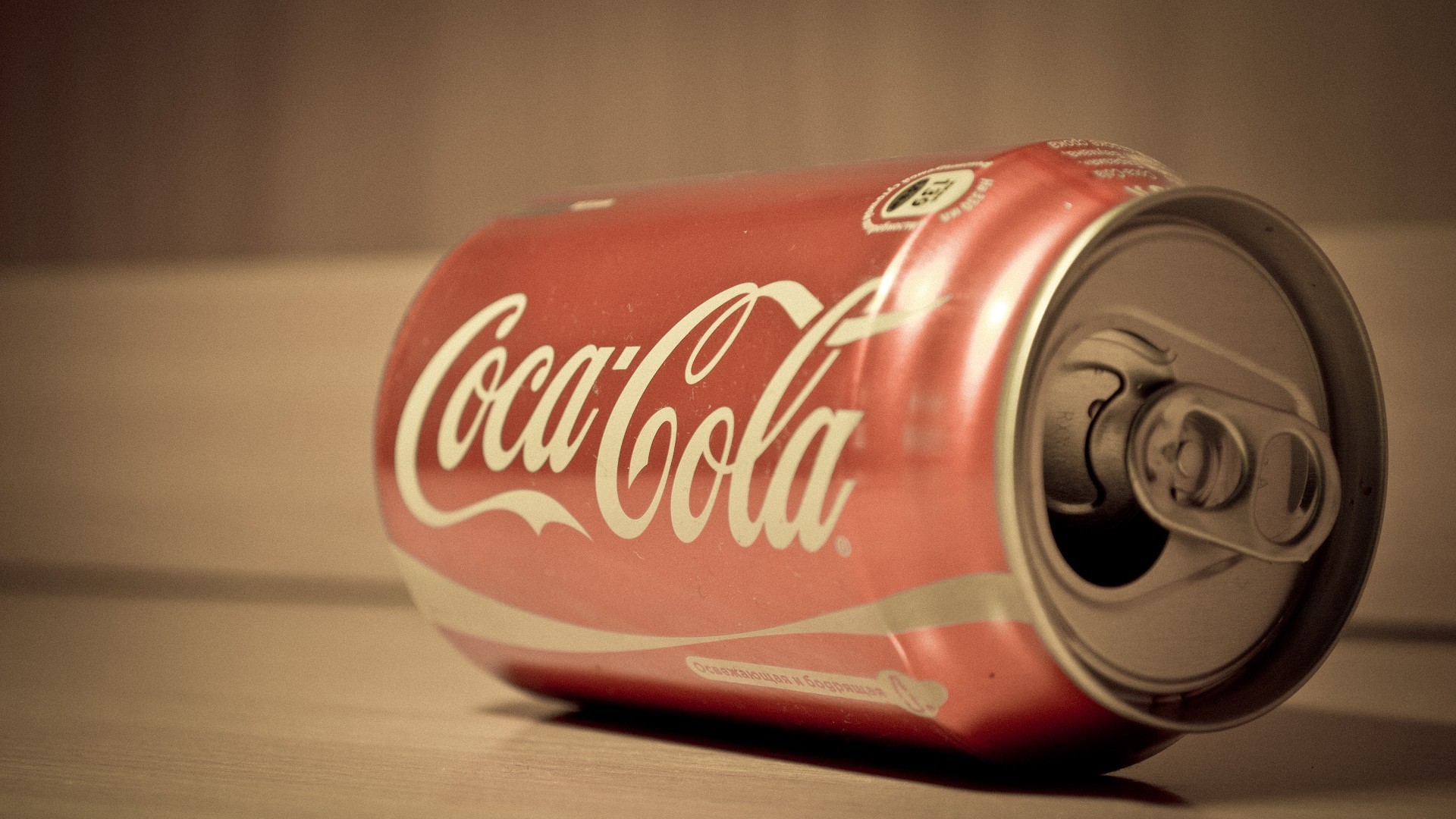 fond d'écran cola,canette de boisson,coca cola,cola,boîte en aluminium,rouge