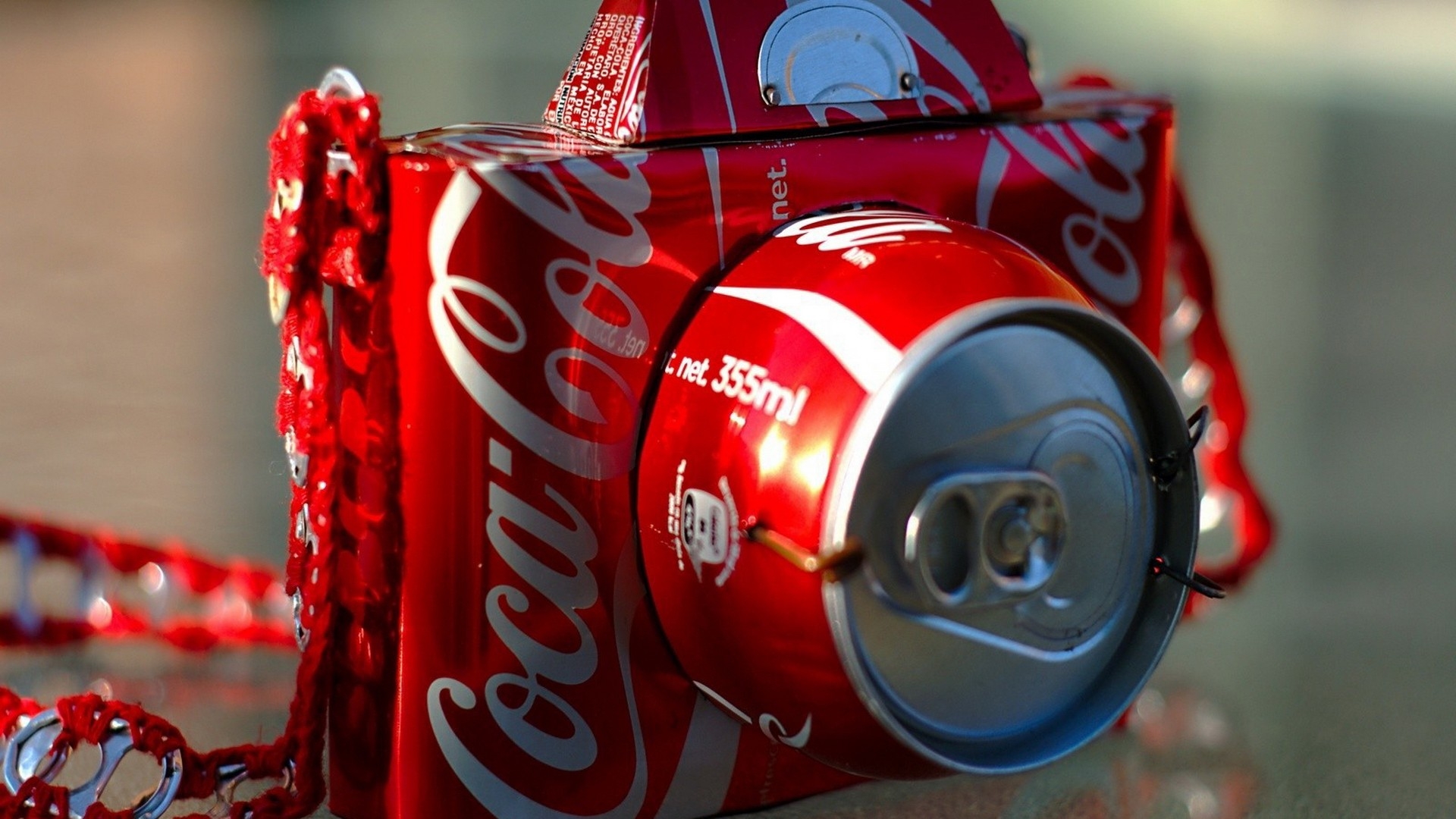 コーラの壁紙,コカコーラ,赤,飲料缶,コーラ,炭酸ソフトドリンク