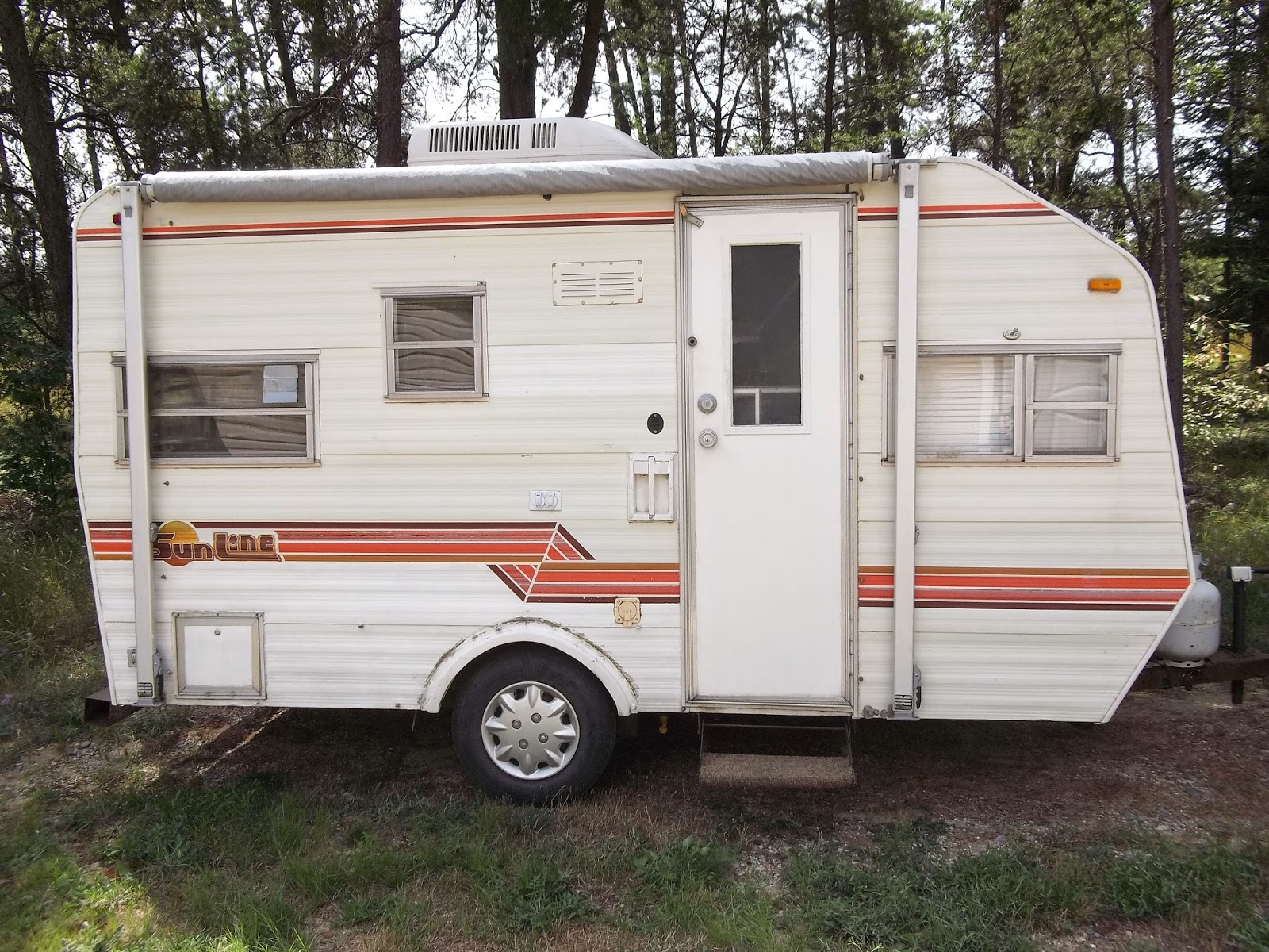 travel trailer wallpaper,land vehicle,vehicle,rv,travel trailer,car