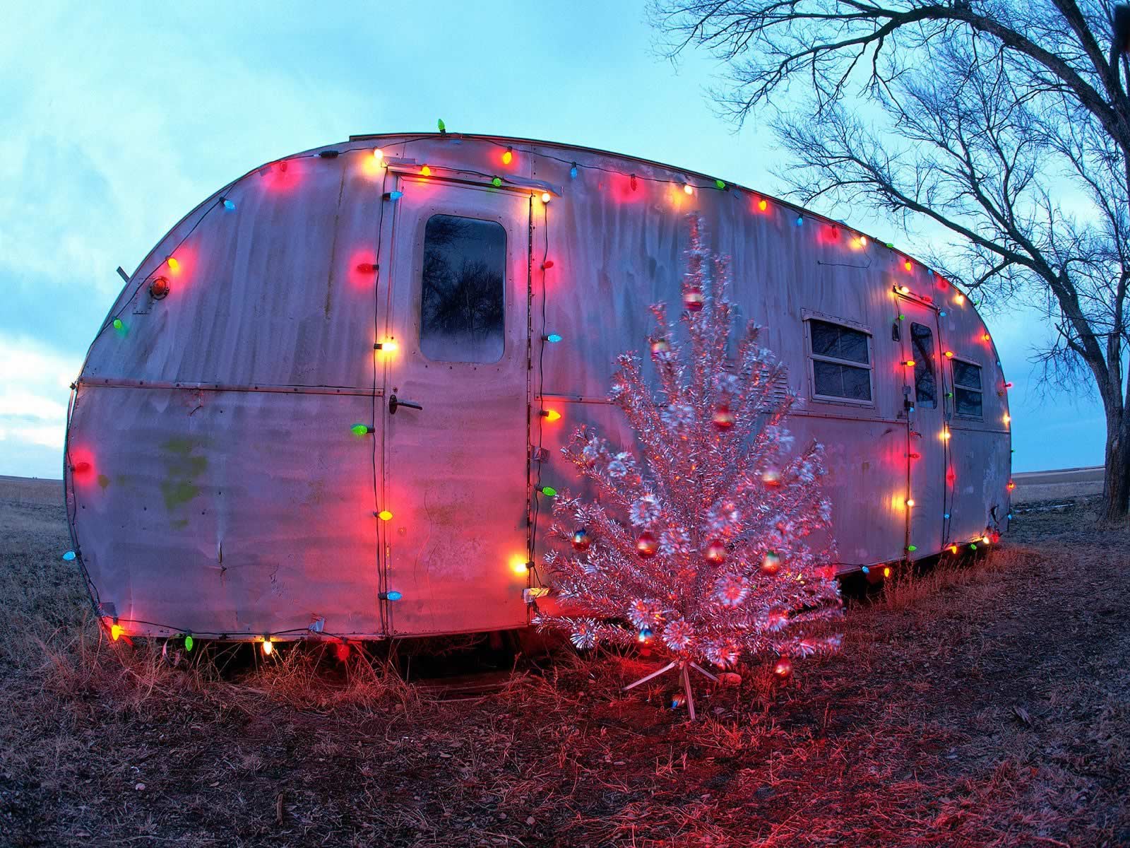 travel trailer wallpaper,light,transport,lighting,vehicle,sky