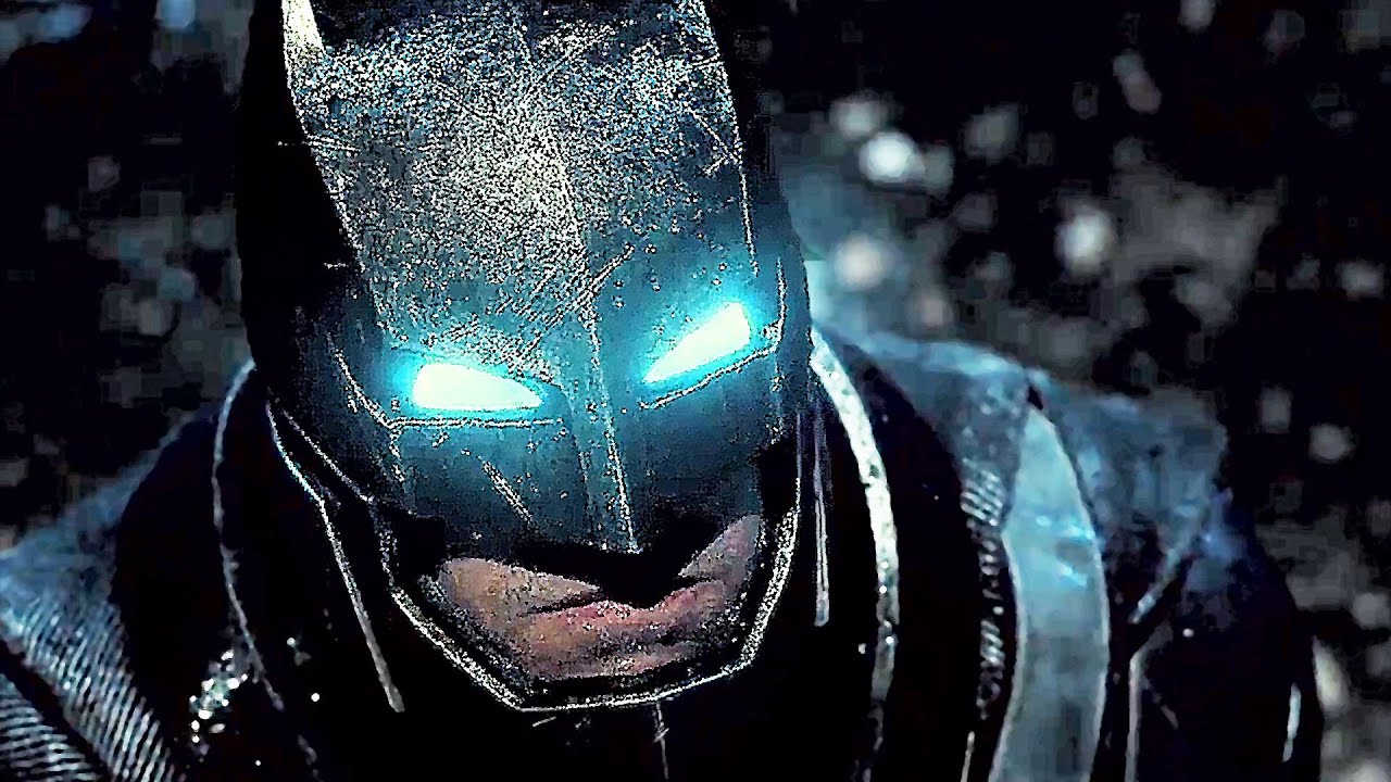fondo de pantalla de batman vs superman 4k,yelmo,personaje de ficción,superhéroe,hombre murciélago,equipo de protección personal