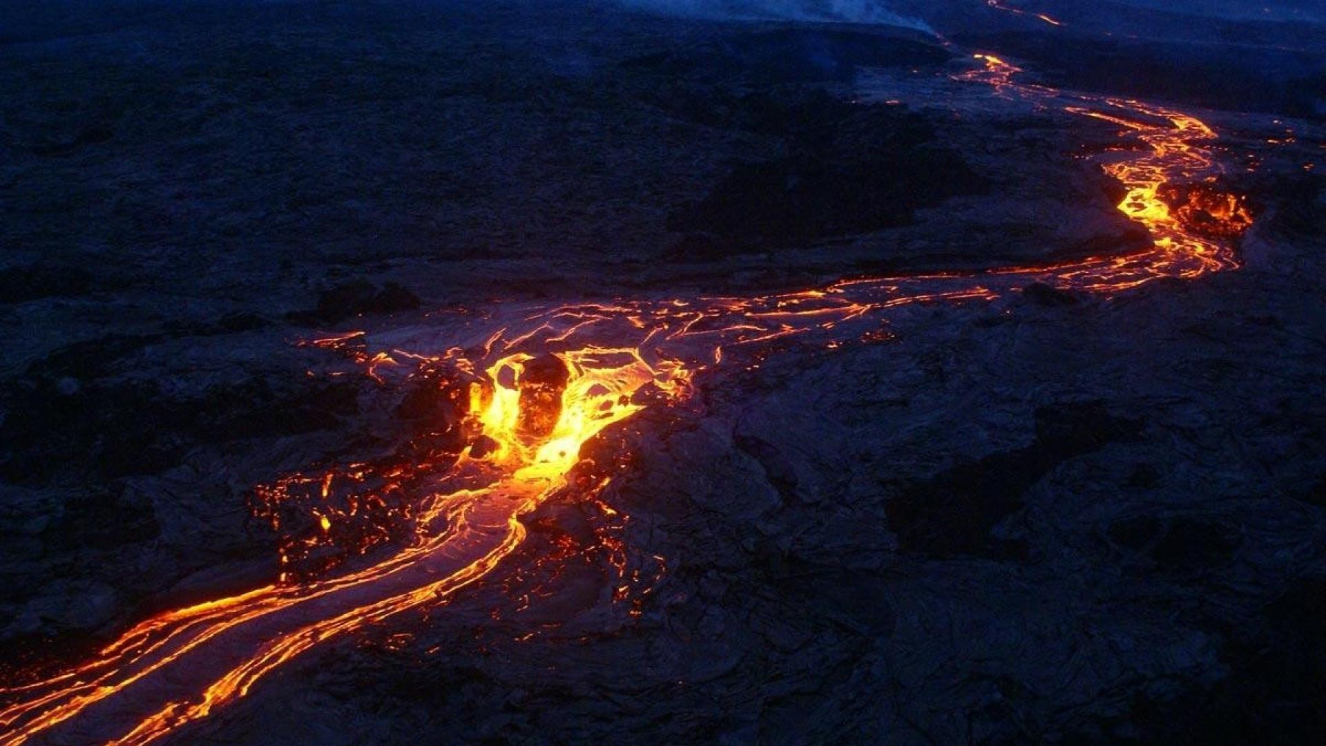 fondo de pantalla de magma,volcán,atmósfera,cielo,calor,mar