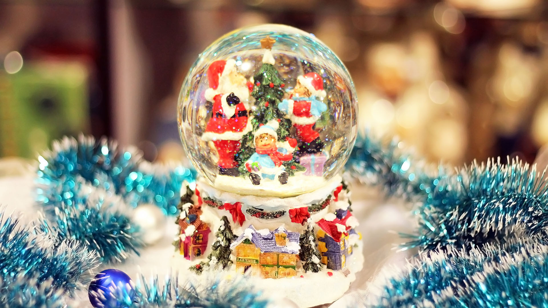 immagini di sfondi natalizi,ornamento di natale,natale,decorazione natalizia,albero di natale,ornamento