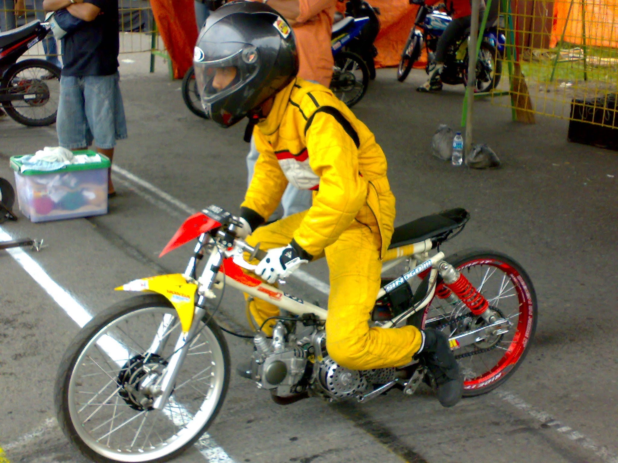 壁紙ドラッグバイク,陸上車両,車両,モーターサイクリング,レーシング,スポーツ