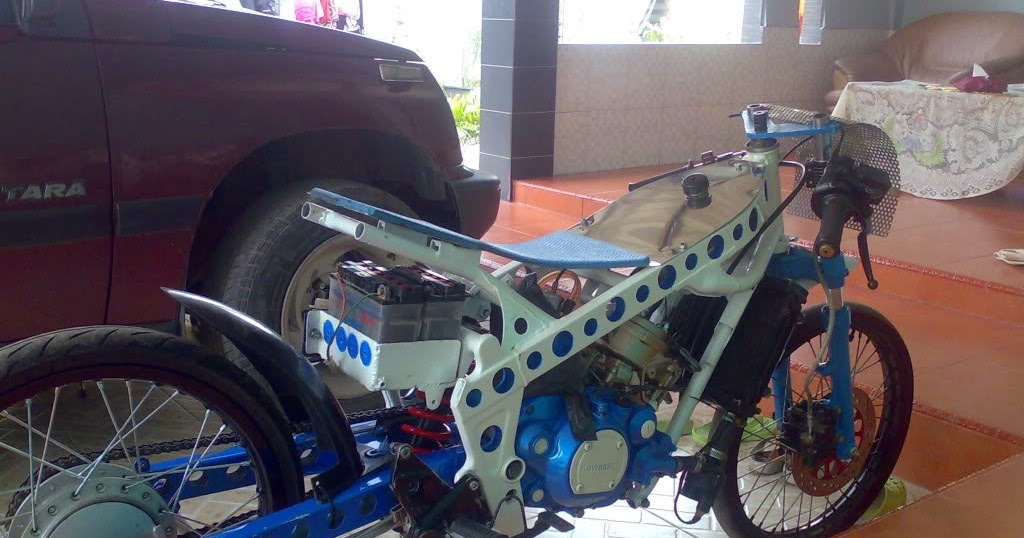 fondo de pantalla drag ninja,vehículo terrestre,vehículo,rueda de bicicleta,vehículo de motor,borde