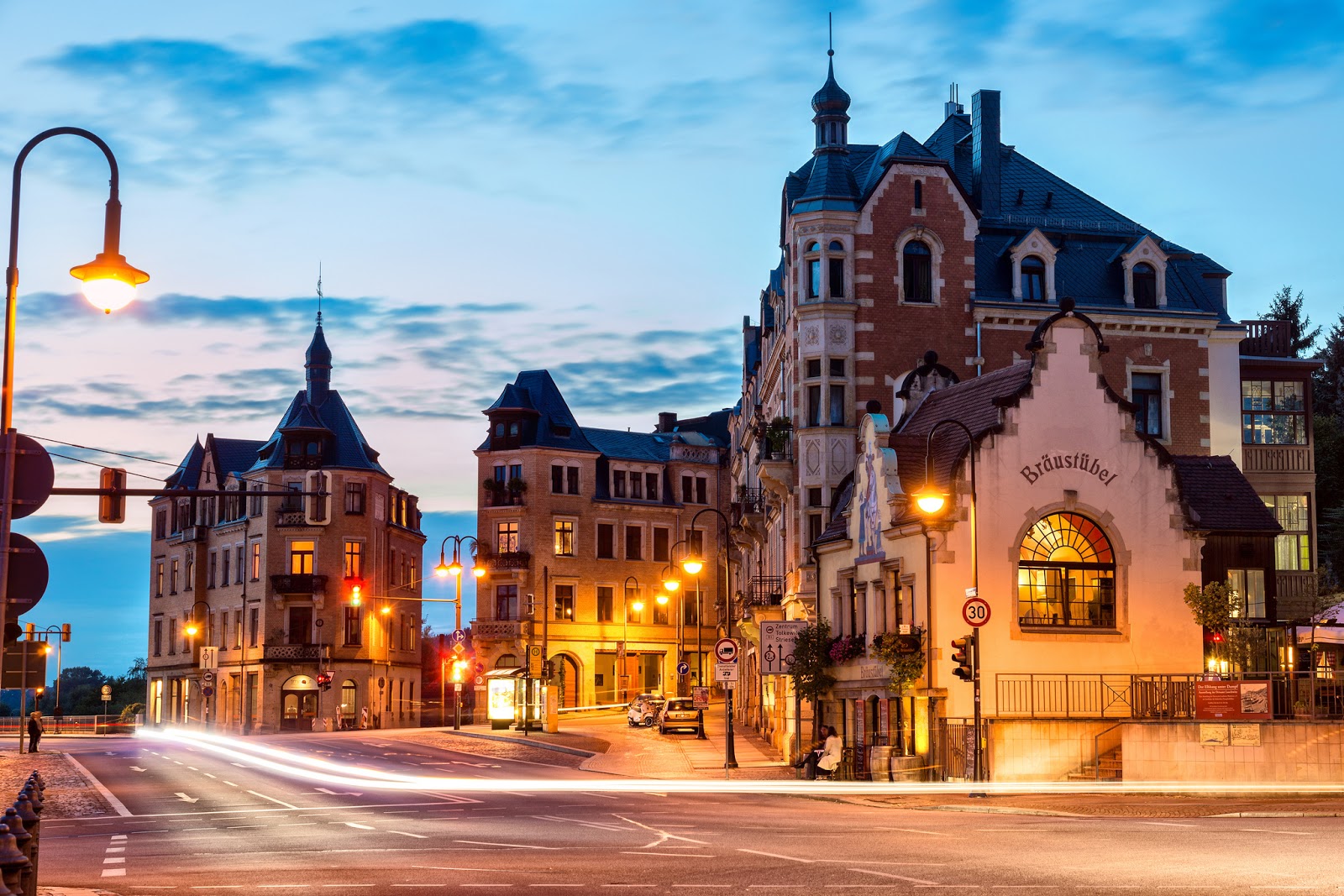 germany wallpaper hd,landmark,town,city,building,human settlement