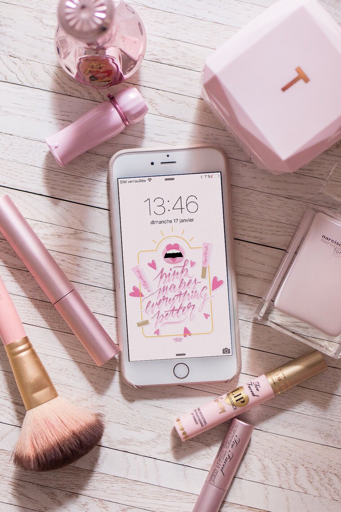 makeup wallpaper iphone,pink,party favor,material property