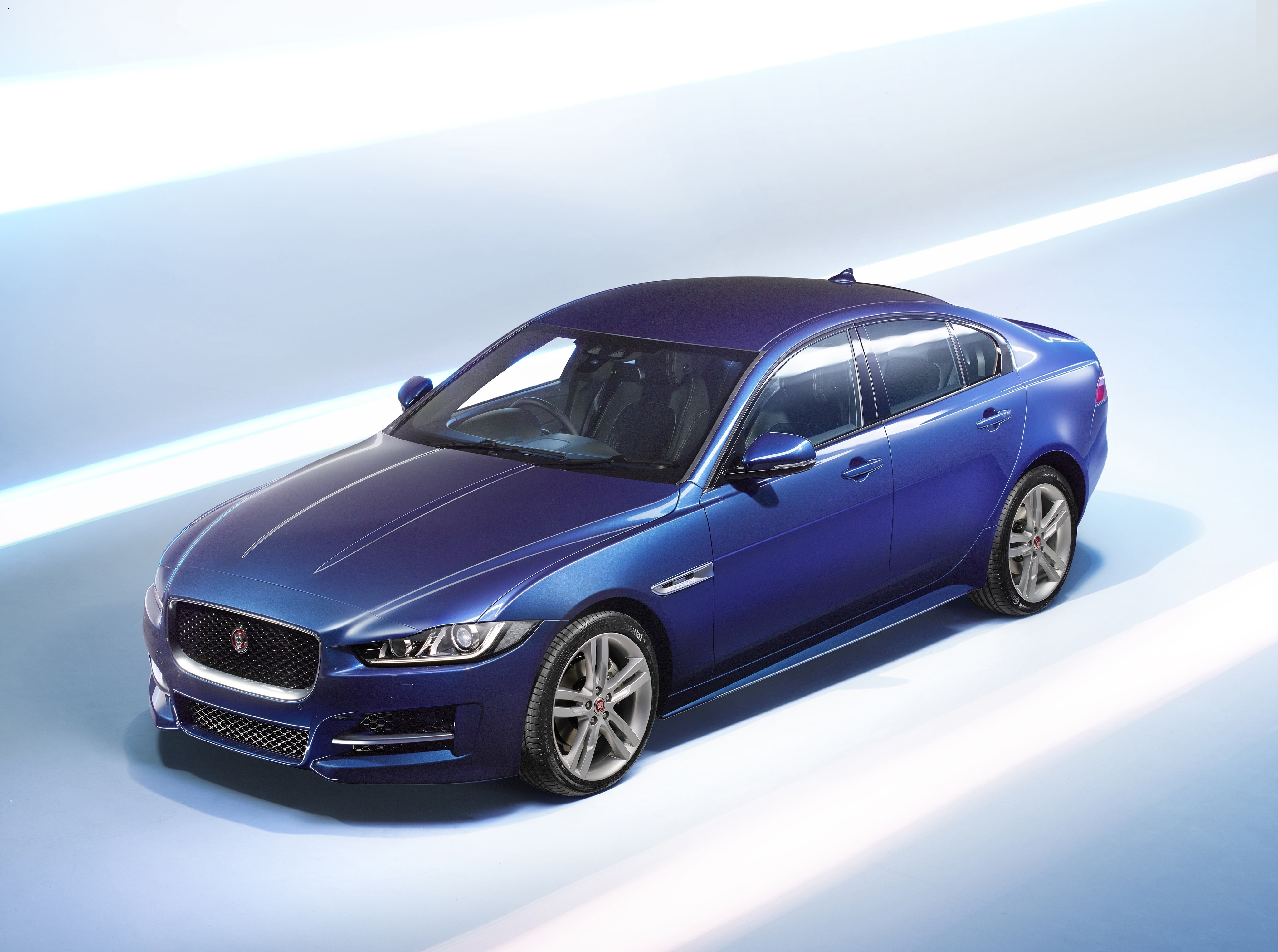 jaguar xe fondo de pantalla,vehículo terrestre,vehículo,coche,vehículo de lujo,coche de lujo personal
