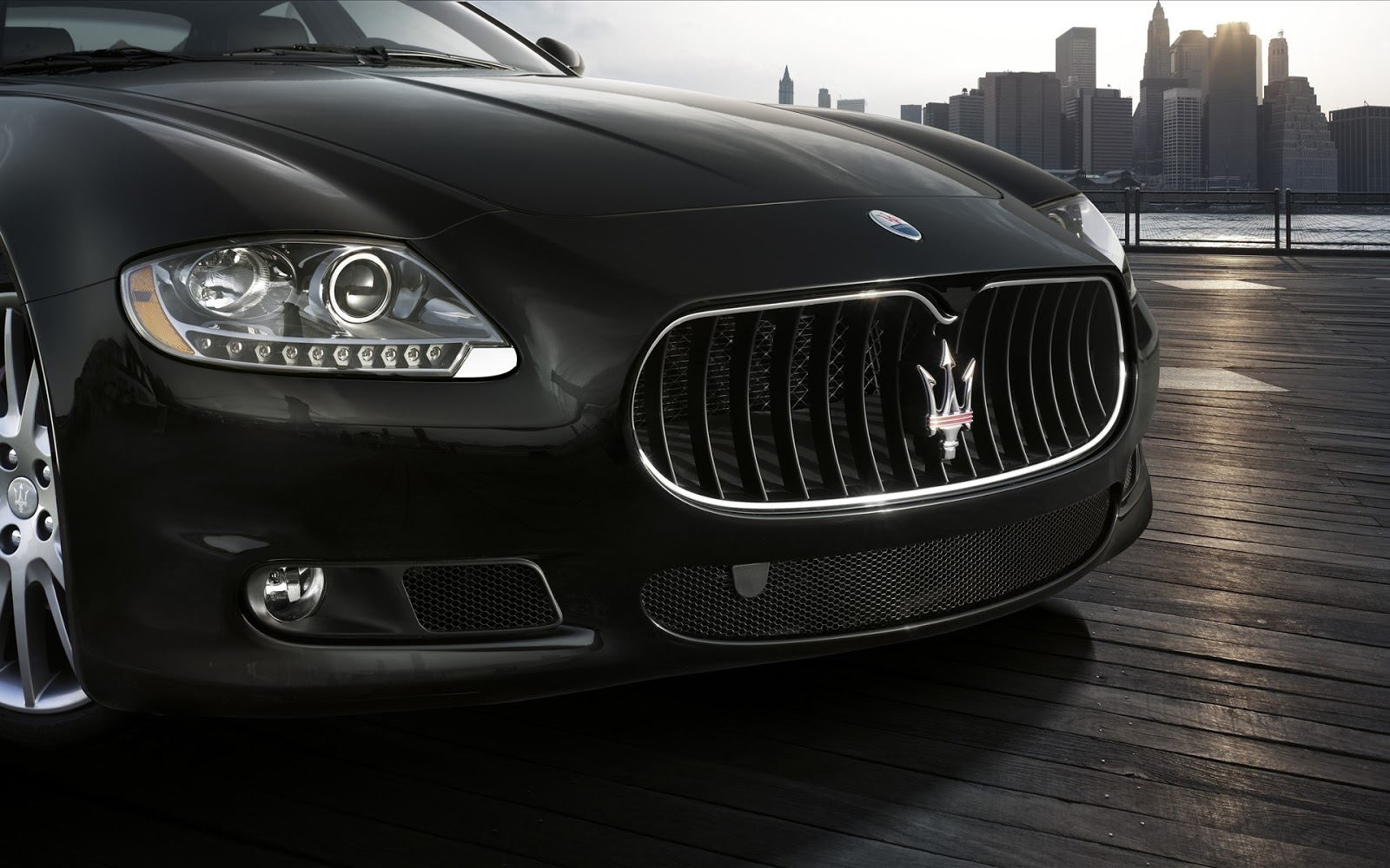 maserati logo wallpaper hd,land vehicle,vehicle,luxury vehicle,car,performance car