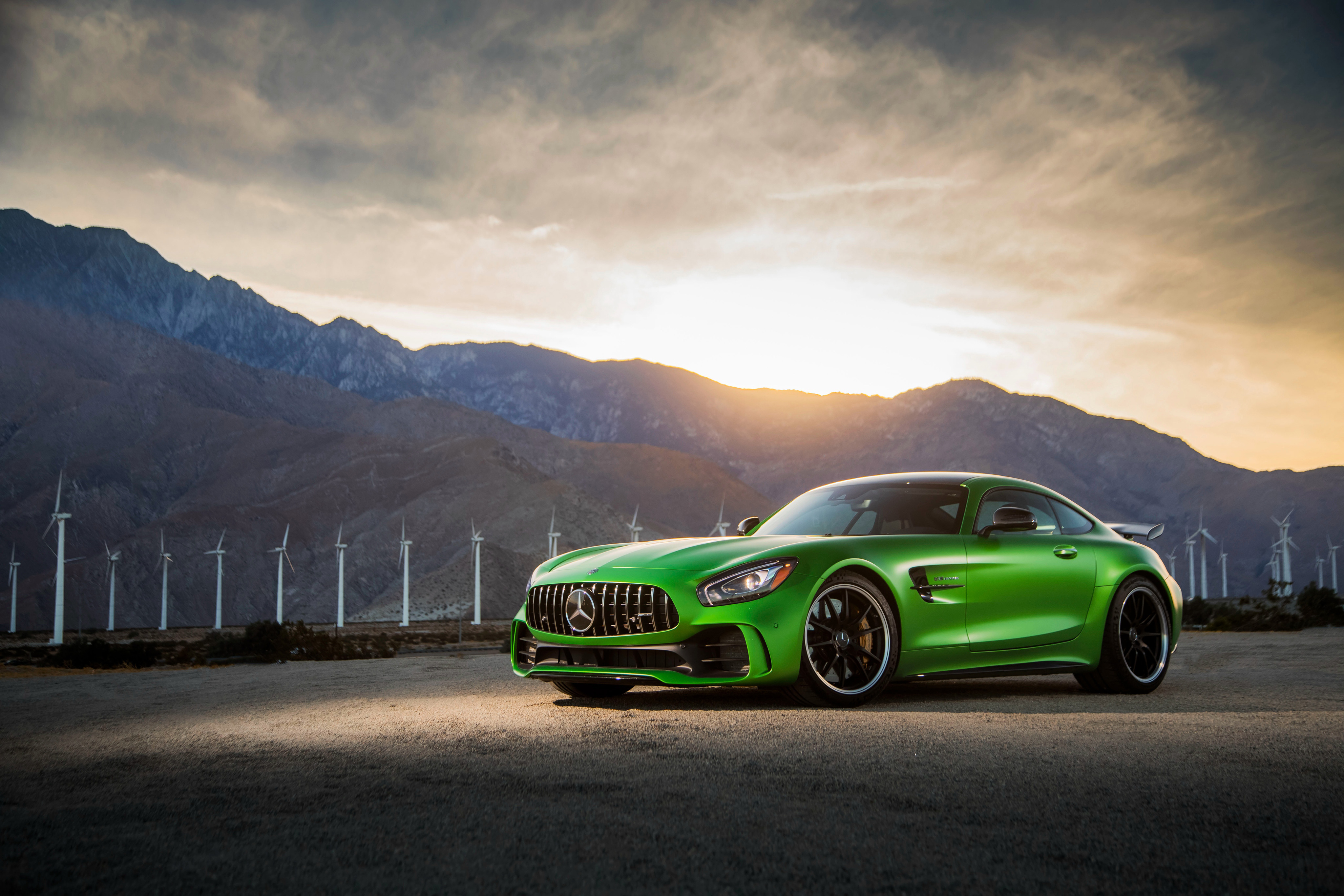 fond d'écran mercedes amg gtr,véhicule terrestre,véhicule,voiture,voiture de performance,vert