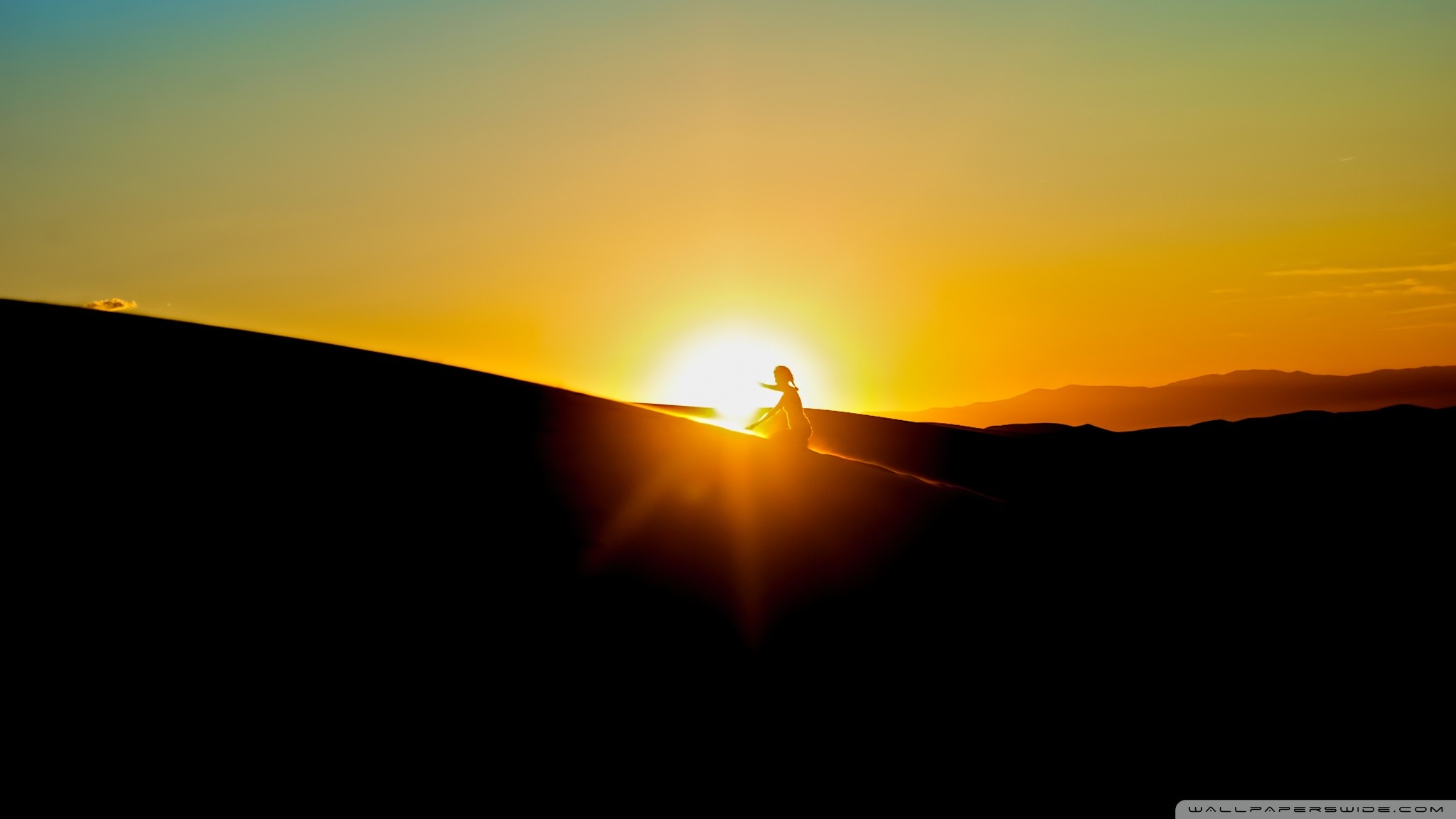 fondo de pantalla de 2048 píxeles de ancho y 1152 píxeles de alto,cielo,dom,amanecer,puesta de sol,horizonte