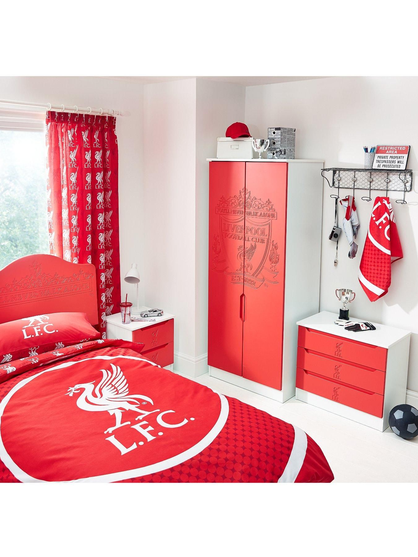 리버풀 fc 침실 벽지,빨간,생성물,방,가구,인테리어 디자인