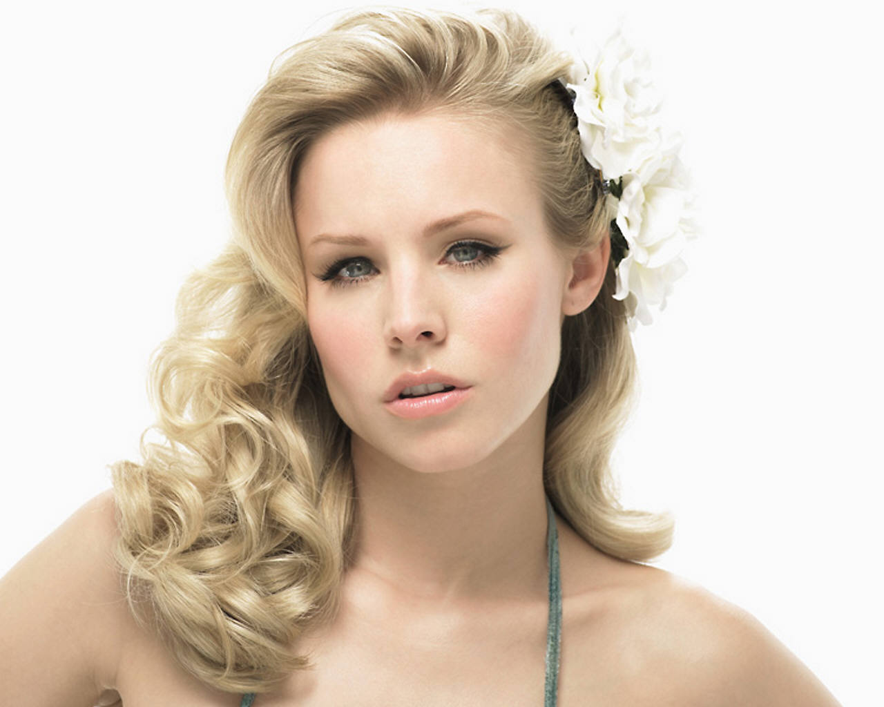 kristen bell wallpaper,haar,blond,gesicht,frisur,schönheit