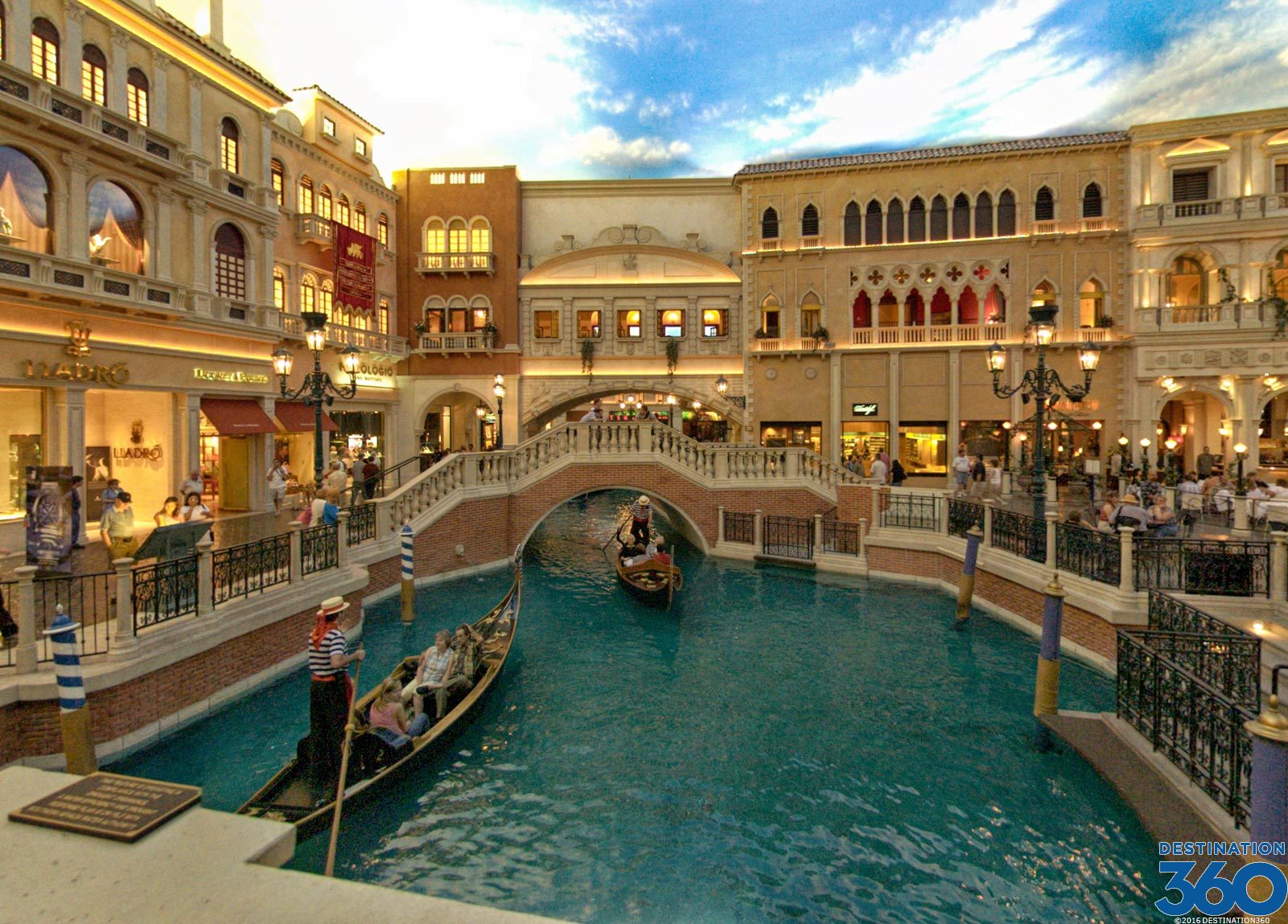 venetian wallpaper,building,swimming pool,town,resort,resort town