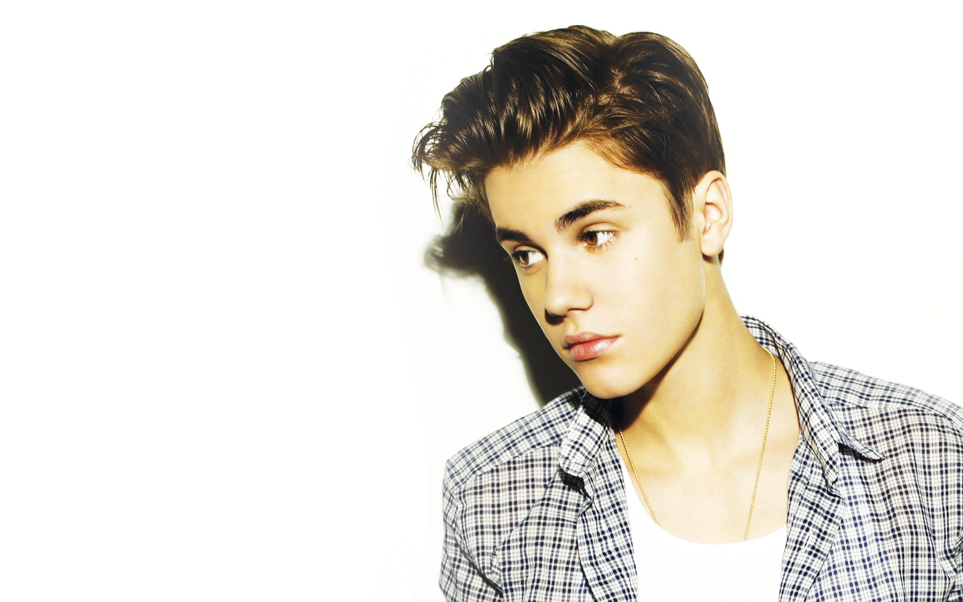 justin hd wallpaper,hair,face,hairstyle,forehead,eyebrow