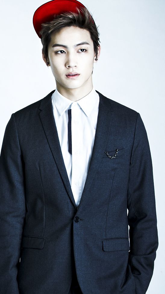 jb got7 wallpaper,suit,hair,clothing,formal wear,blazer