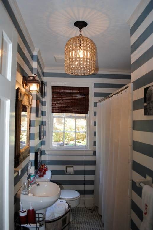 浴室のための縞模様の壁紙,浴室,ルーム,財産,インテリア・デザイン,天井