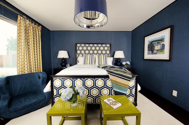 papier peint texturé bleu marine,chambre,bleu,propriété,design d'intérieur,meubles