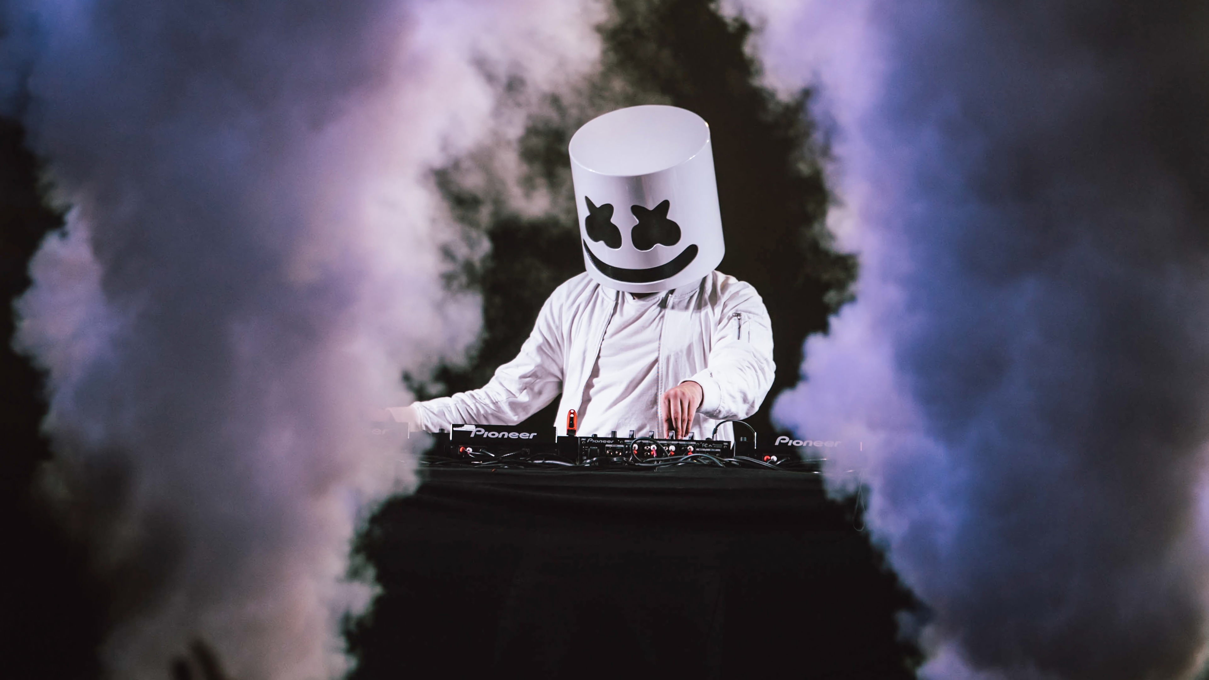 marshmello dj fond d'écran hd,fumée,ciel,gaz,pitre