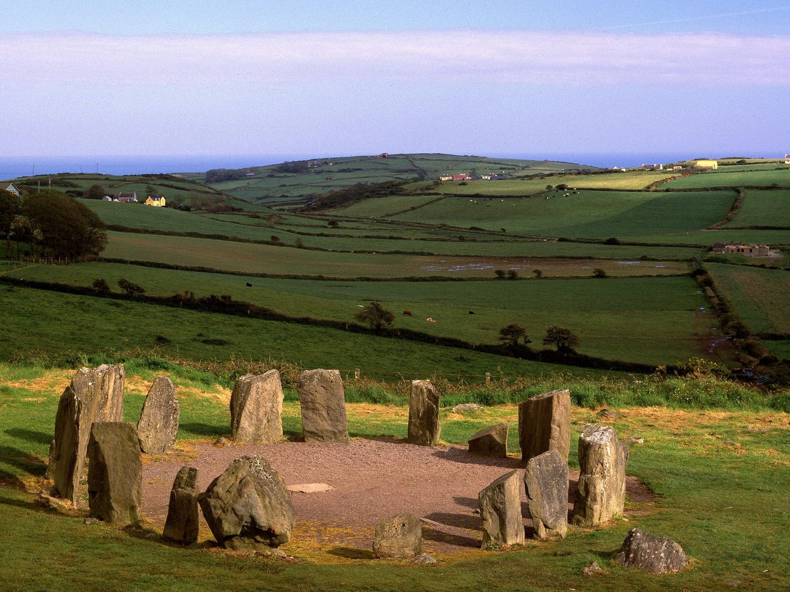 irlanda fondos de escritorio,rock,paisaje natural,pradera,llanura,familia de la hierba