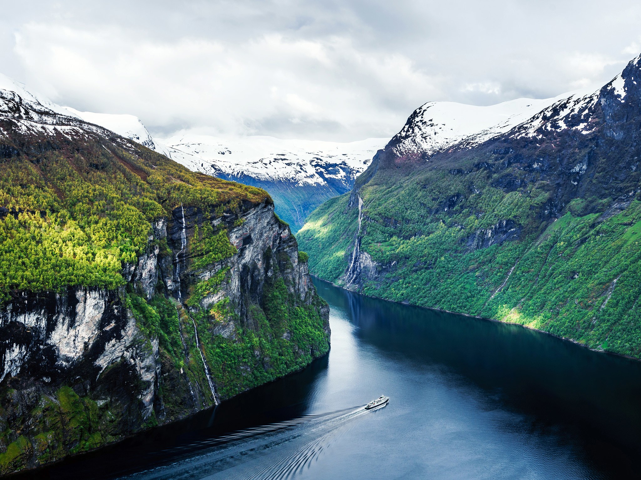 fjord wallpaper,natural landscape,highland,mountainous landforms,nature,fjord